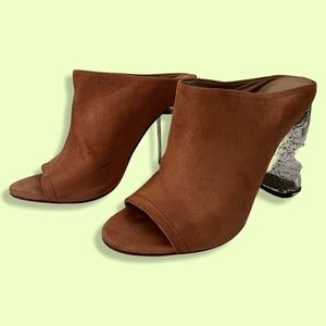 BCBGeneration Peep Toes Shoe